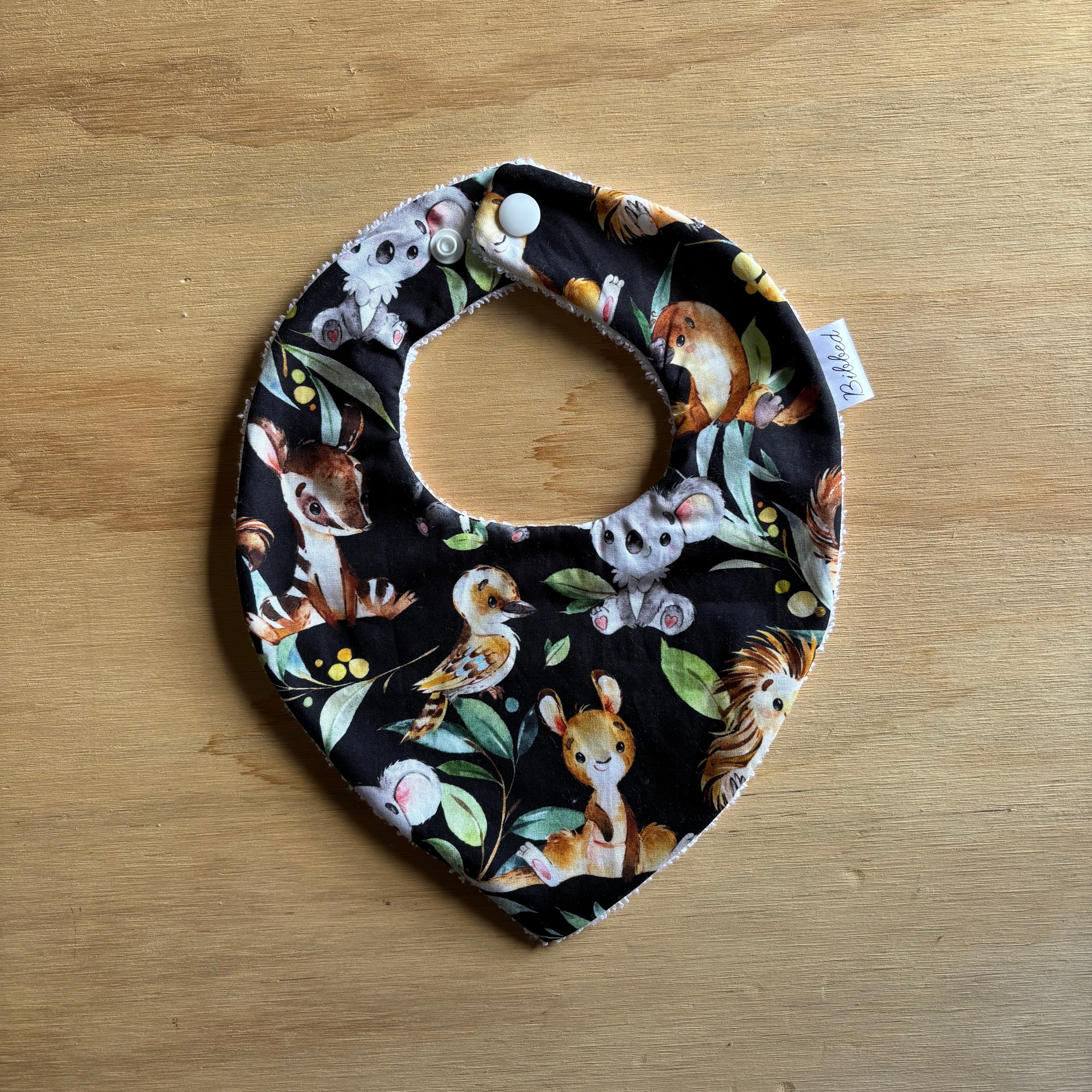 Native Black Dribble Bib